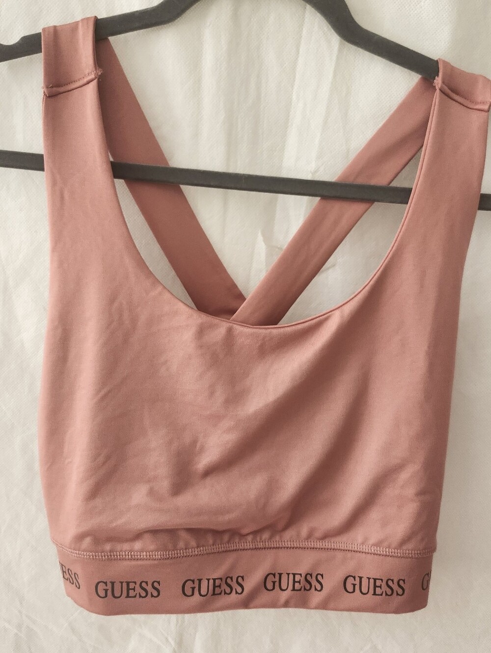 Guess Rubye Active Top In Vintage Peony Size L